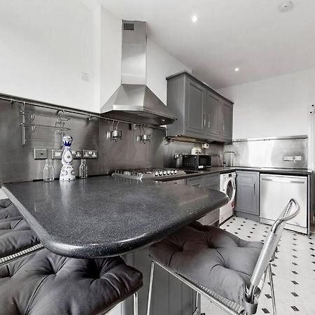 Spacious Sleep 11 With Terrace In Earls Court Ec99 Лондон Экстерьер фото